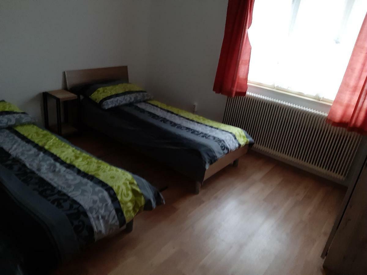 Privatzimmer Roland Hutten Eksteriør bilde